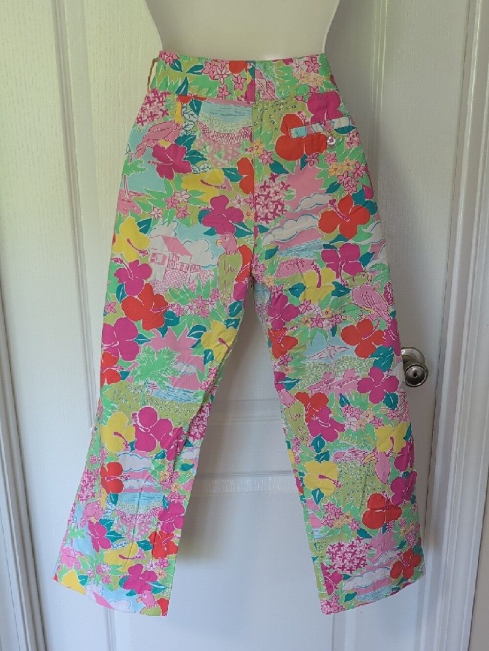 Lilly Pulitzer Bright Pink Green Yellow Floral Crop Pants - Picture 4 of 12